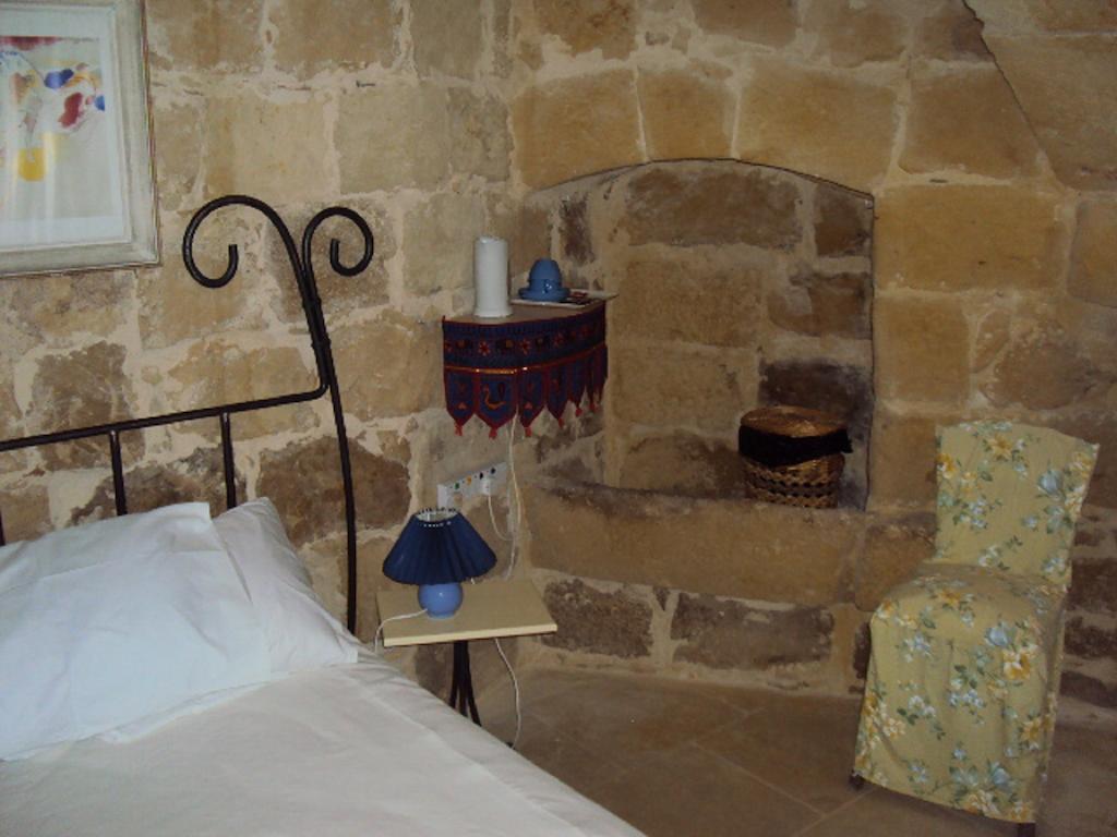Bed and Breakfast La Gozitaine Kerċem Habitación foto
